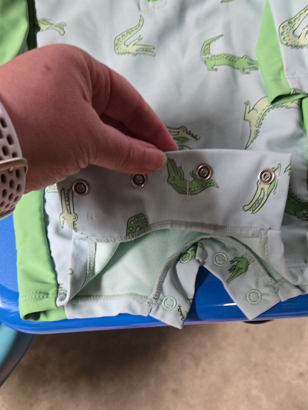 Alligator Rash Guard - Picture 2 of 5